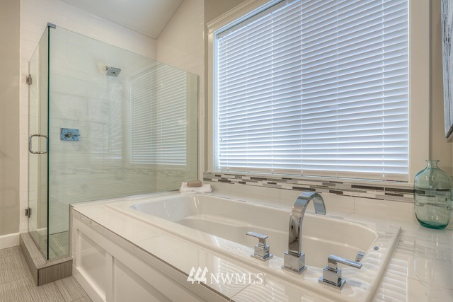 234 239th Street Southeast Bothell, WA 98021 - Photo 15 of 19