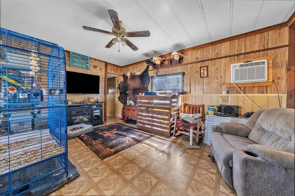 $299,000 | 2811 Old Mineral Wells Highway, Weatherford, TX 76088