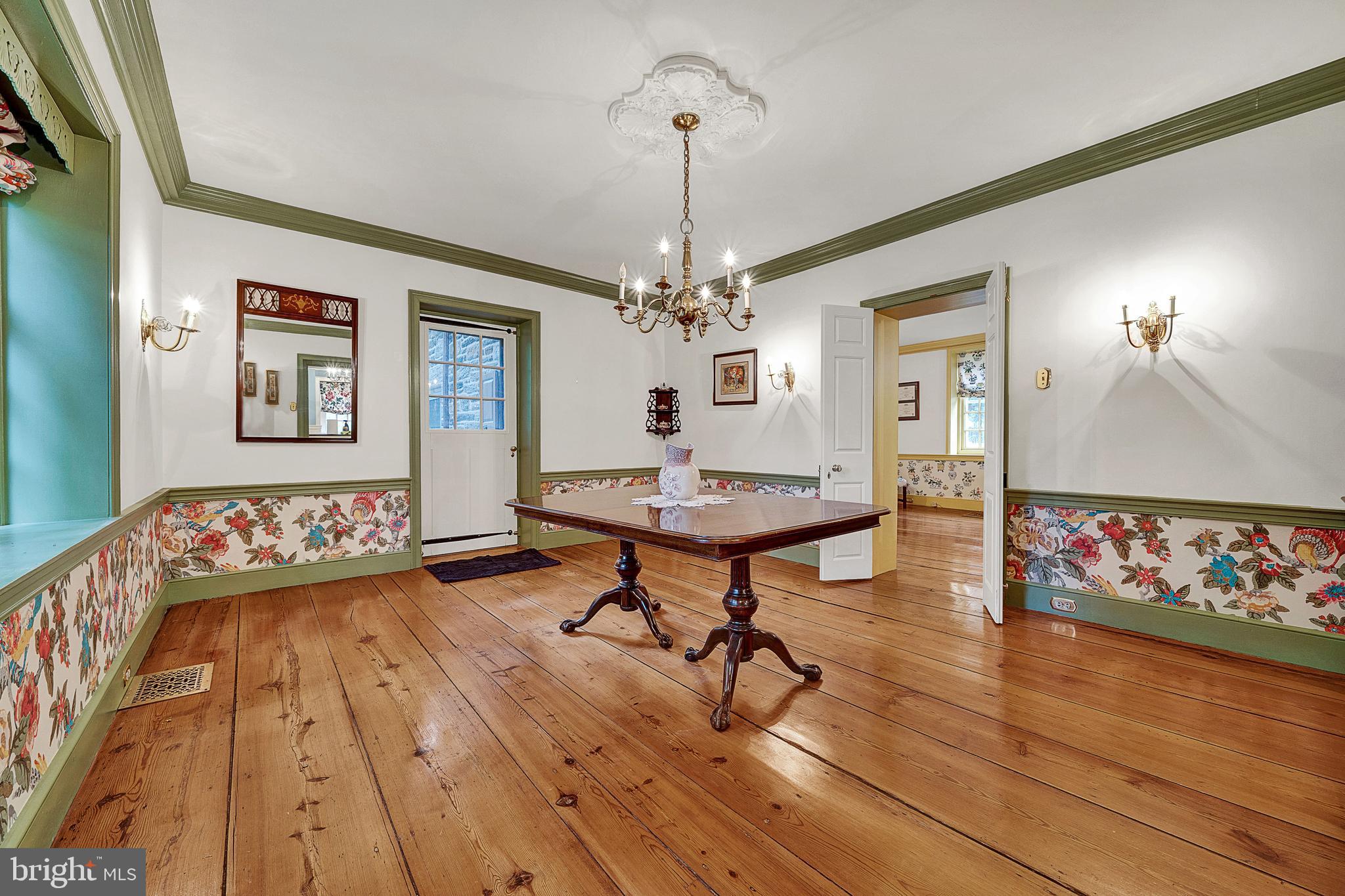 125 East Bells Mill Road Philadelphia, PA 19118 - Photo 28 of 67 Dining Room