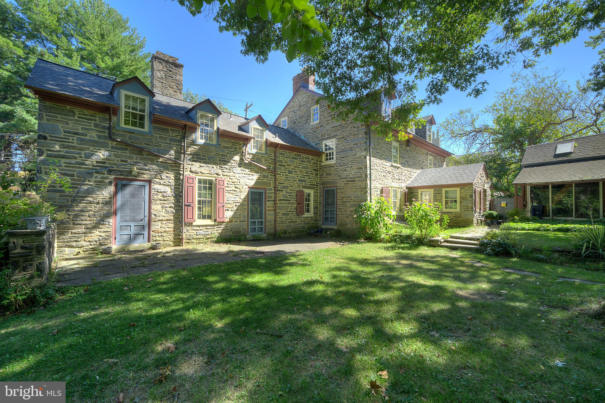 125 East Bells Mill Road Philadelphia, PA 19118 - Photo 8 of 67 Exterior Rear