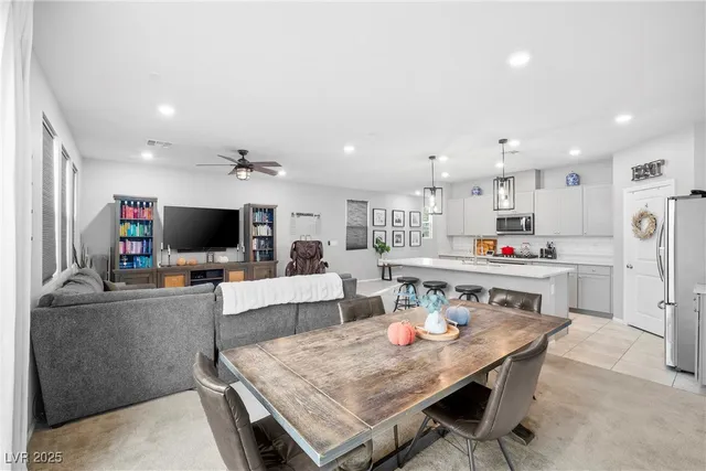 $509,999 | 9742 West Meranto Avenue, Las Vegas, NV 89178