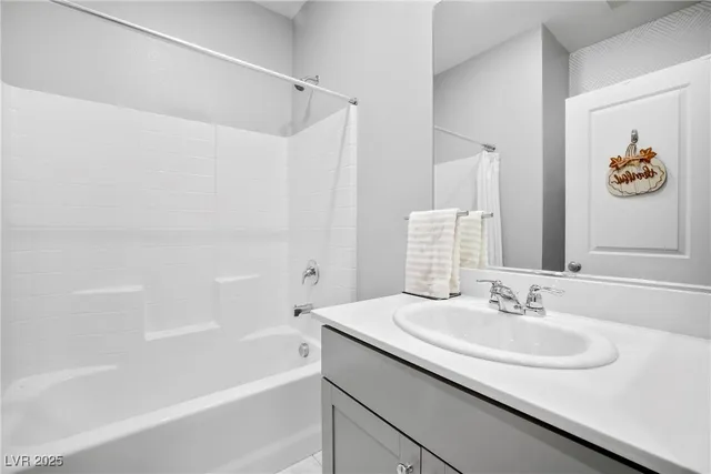 $509,999 | 9742 West Meranto Avenue, Las Vegas, NV 89178