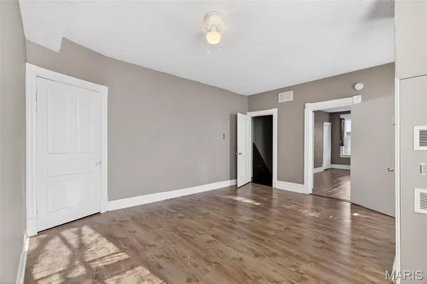 $379,900 | 3005 South Compton Avenue, St. Louis, MO 63118