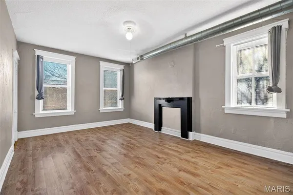 $379,900 | 3005 South Compton Avenue, St. Louis, MO 63118