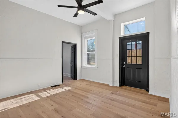 $379,900 | 3005 South Compton Avenue, St. Louis, MO 63118