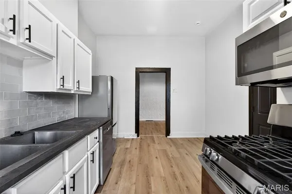 $379,900 | 3005 South Compton Avenue, St. Louis, MO 63118