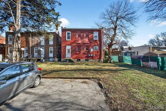 $379,900 | 3005 South Compton Avenue, St. Louis, MO 63118