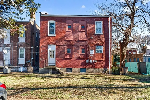 $379,900 | 3005 South Compton Avenue, St. Louis, MO 63118