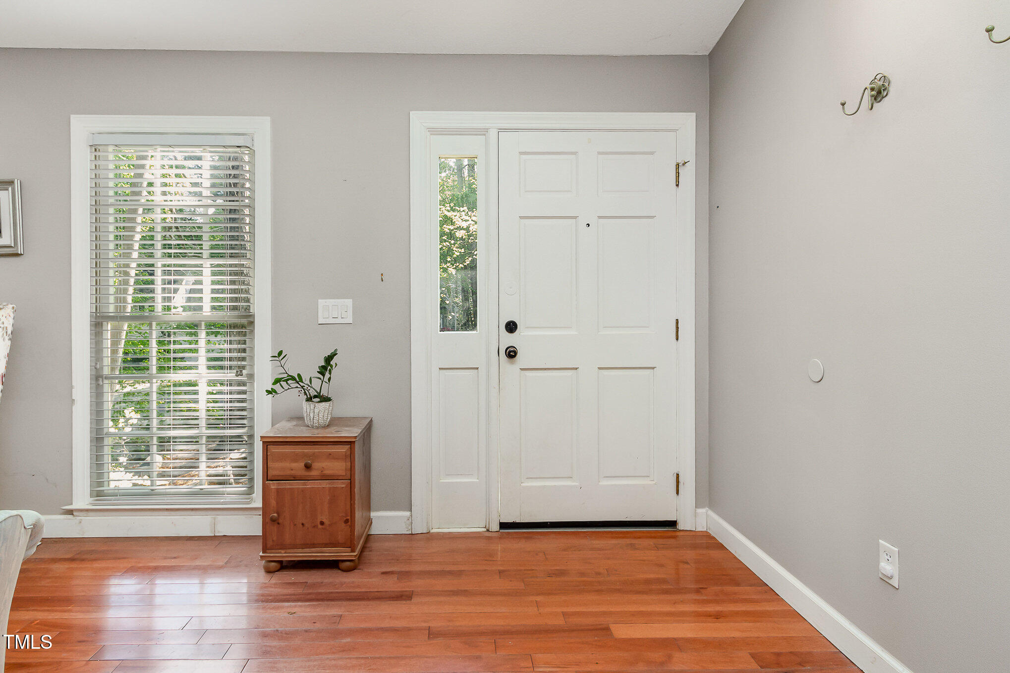 13 Thorne Ridge Drive Durham, NC 27713 - Photo 14 of 20 Foyer