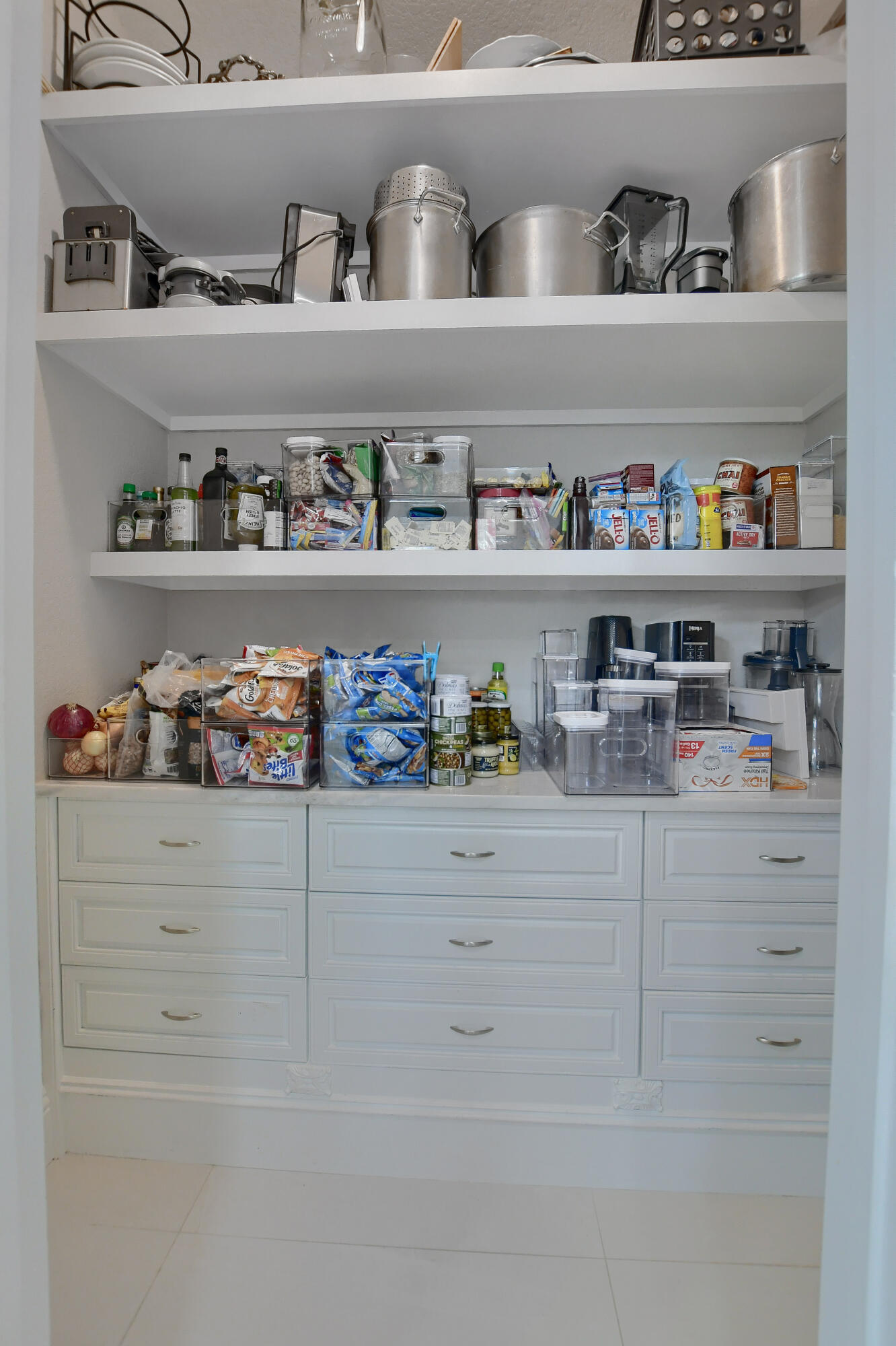 19211 North Creekshore Court Boca Raton, FL 33498 - Photo 12 of 83 Pantry