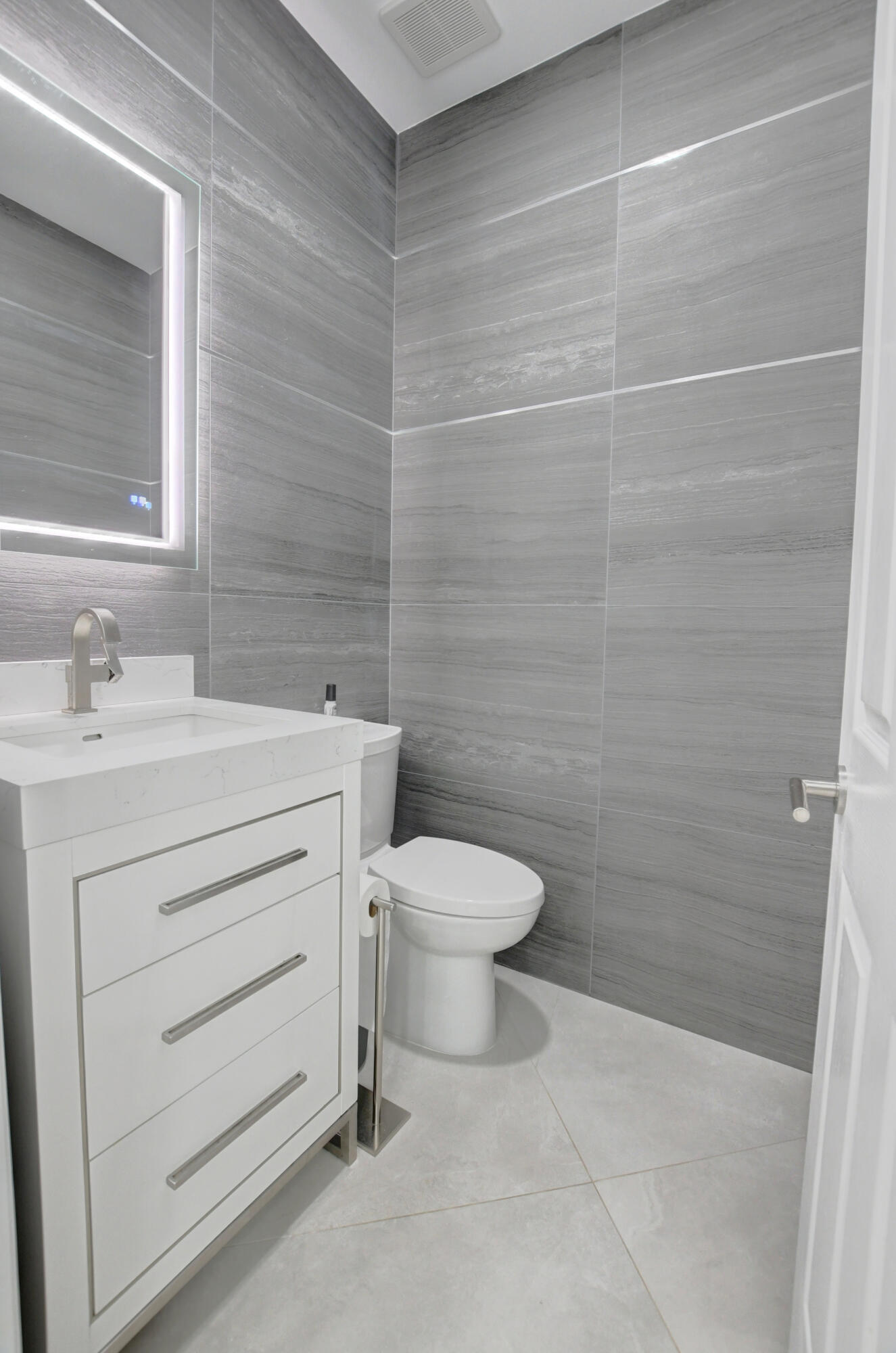 19211 North Creekshore Court Boca Raton, FL 33498 - Photo 25 of 83 Primary Bath
