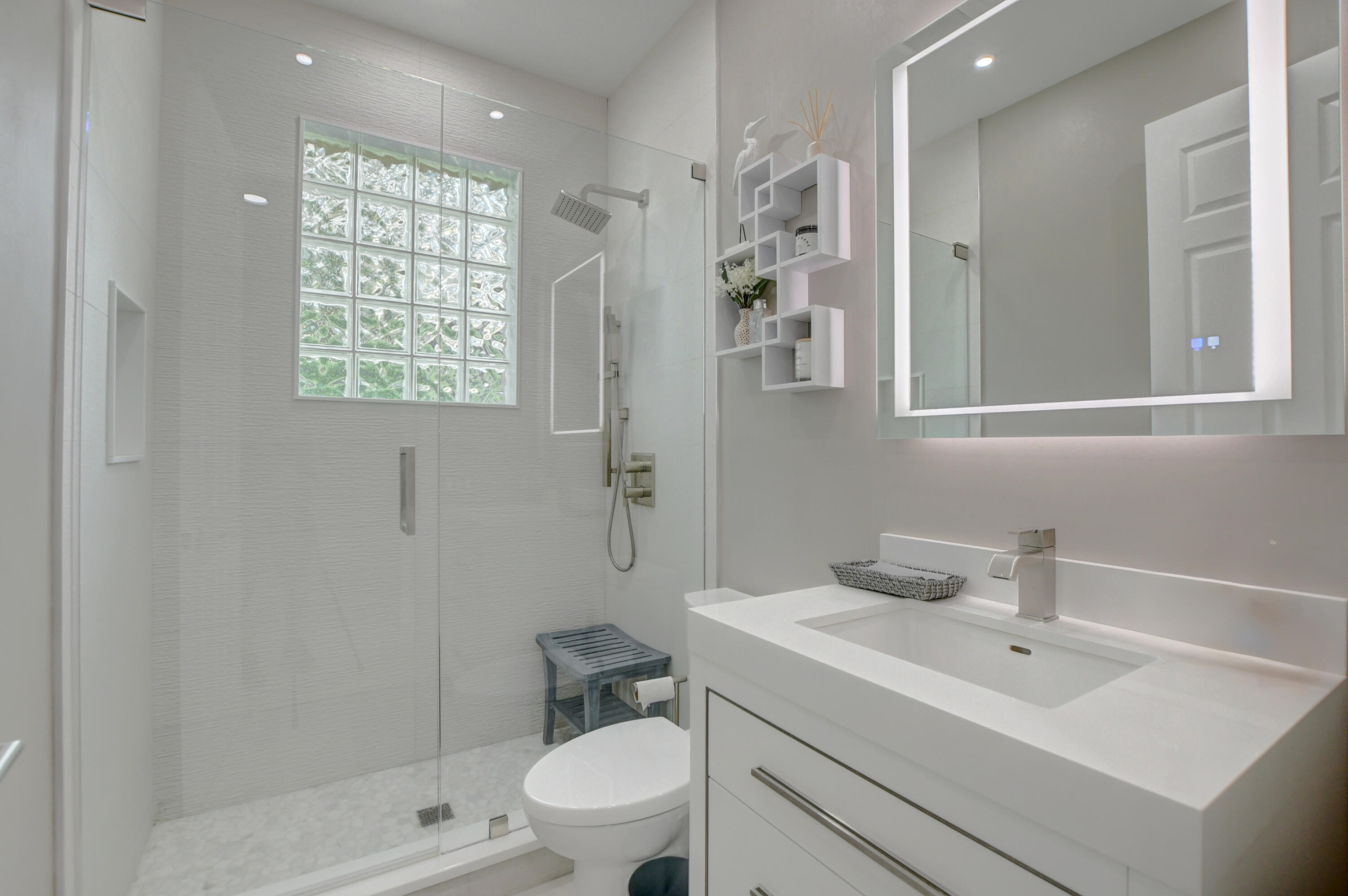 19211 North Creekshore Court Boca Raton, FL 33498 - Photo 30 of 83 Bathroom