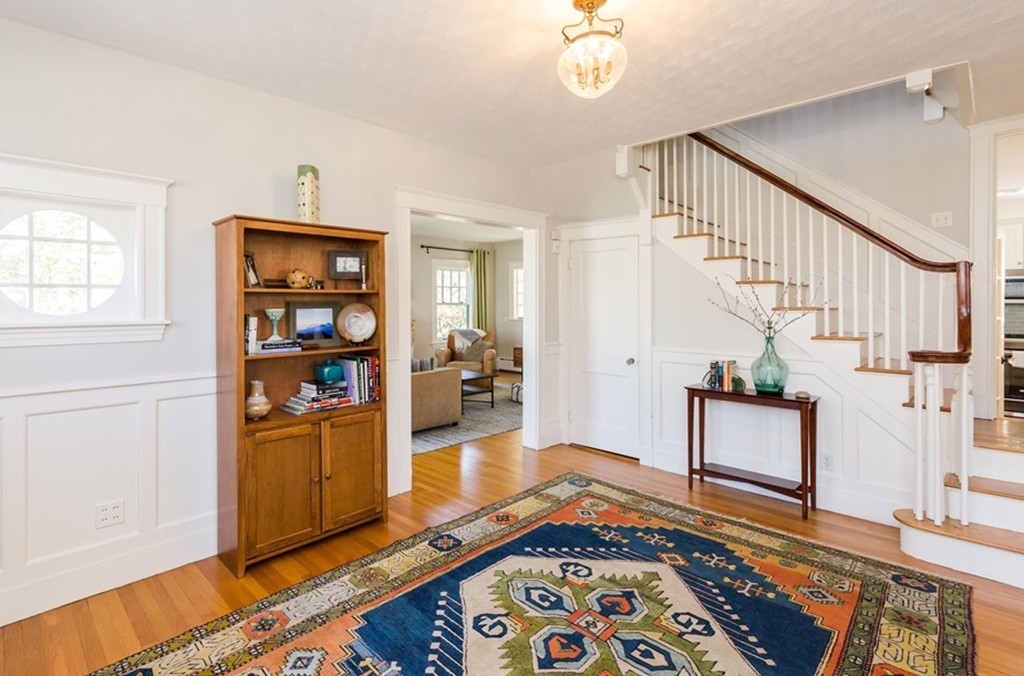 138 Algonquin Road Newton, MA 02467 - Photo 4 of 30