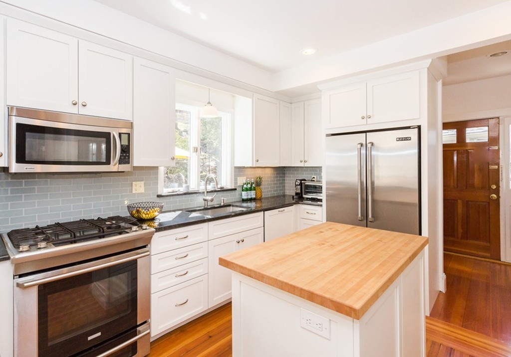 138 Algonquin Road Newton, MA 02467 - Photo 10 of 30