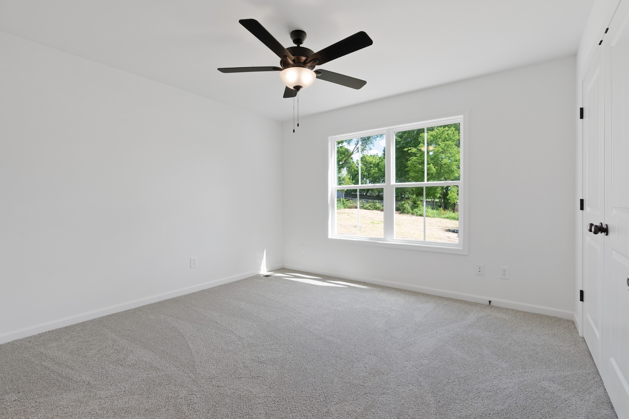 306 21st Avenue West Springfield, TN 37172 - Photo 7 of 12