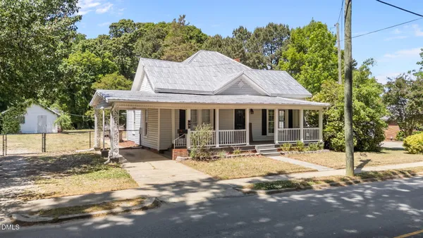 $334,900 | 532 North O'Neil Street, Clayton, NC 27520