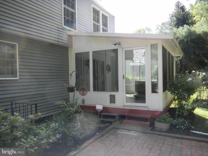 616 Cylburn Road Pikesville, MD 21208 - Photo 15 of 15 Sunroom