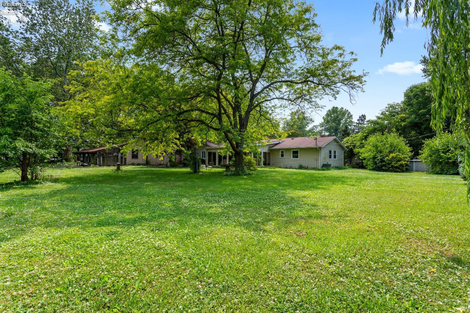 6514 Barnes Road North Vermilion, OH 44089 - Photo 37 of 39 Gallery Image 37