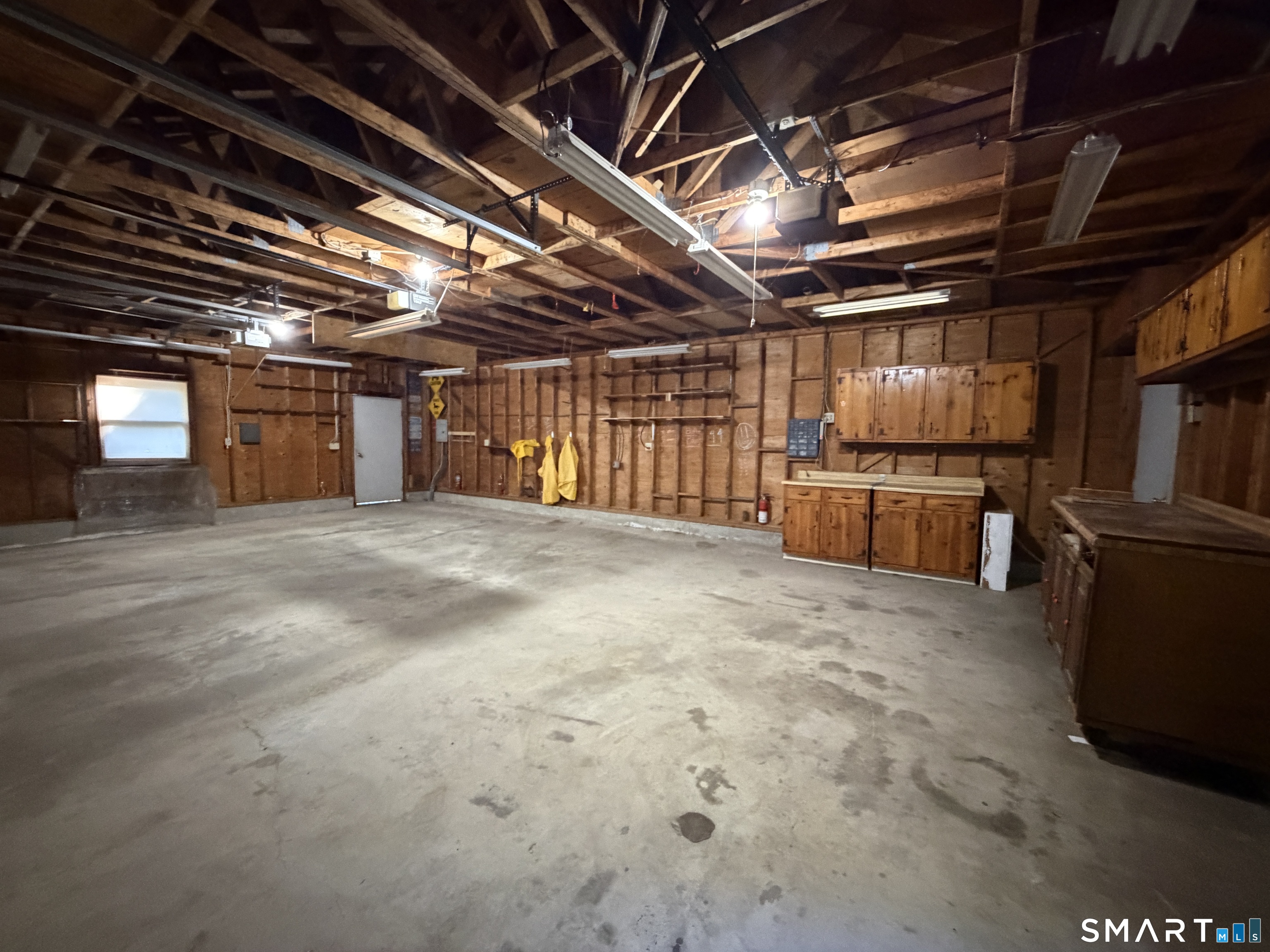 145 Nashville Road Bethel, CT 06801 - Photo 26 of 30 Gallery Image 26