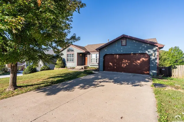 $385,000 | 2429 Via Linda Drive, Lawrence, KS 66047