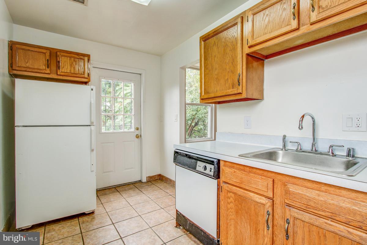 1708 3rd Street Northwest, Unit 1 Washington, DC 20001 - Photo 19 of 26 Kitchen