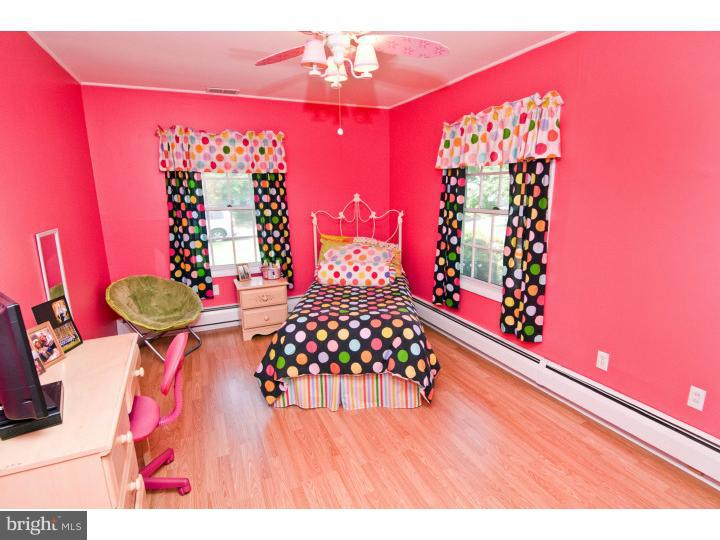 61 Spinythorn Road Levittown, PA 19056 - Photo 13 of 25 Bedroom 2
