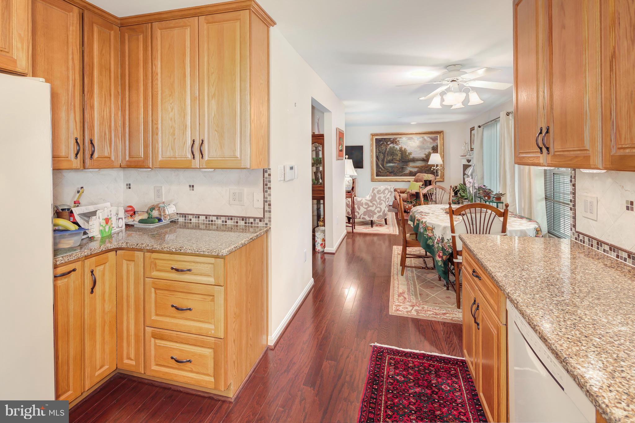8008 Viola Street Springfield, VA 22152 - Photo 12 of 30 Kitchen