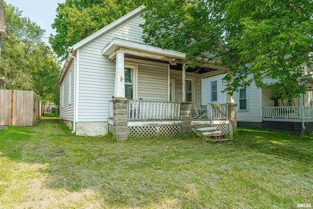 $29,900 | 440 5th Street, Lincoln, IL 62656