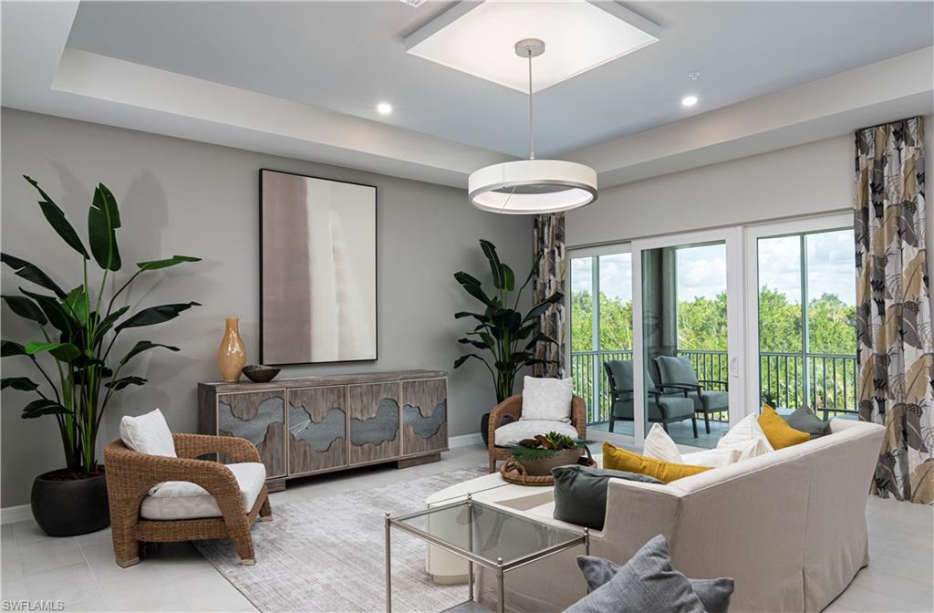 309 Indies Dr E Unit 202  