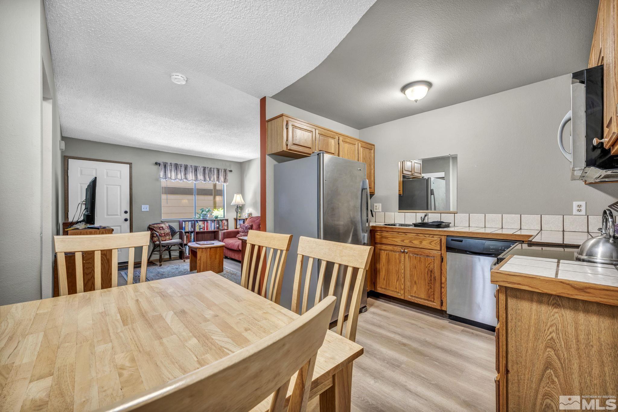 1471 Selmi Drive Reno, NV 89512 - Photo 7 of 32 Photo 7