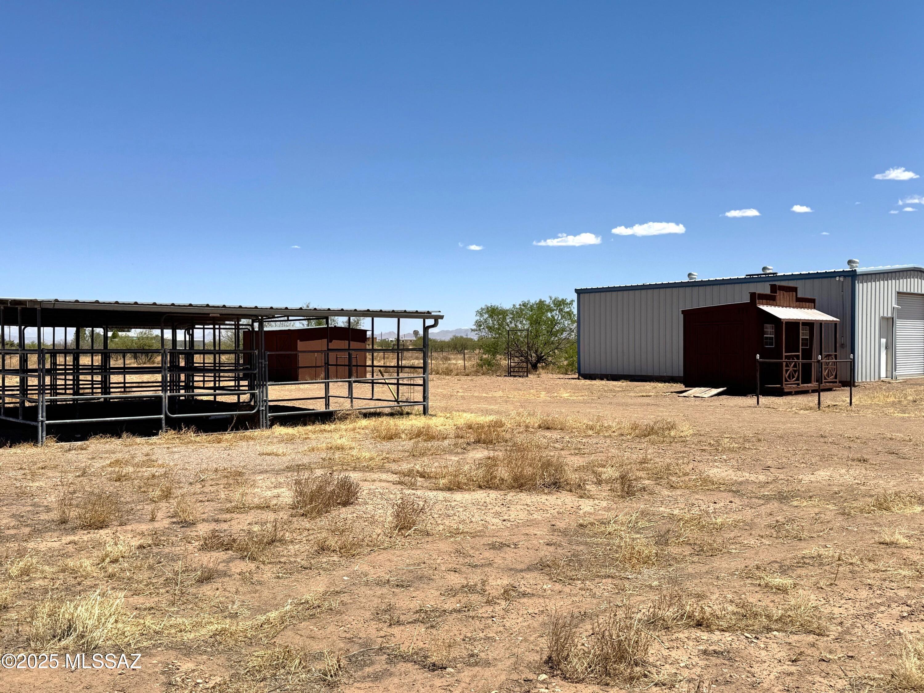 13384 South Cottonwood Road Pearce, AZ 85625 - Photo 34 of 46