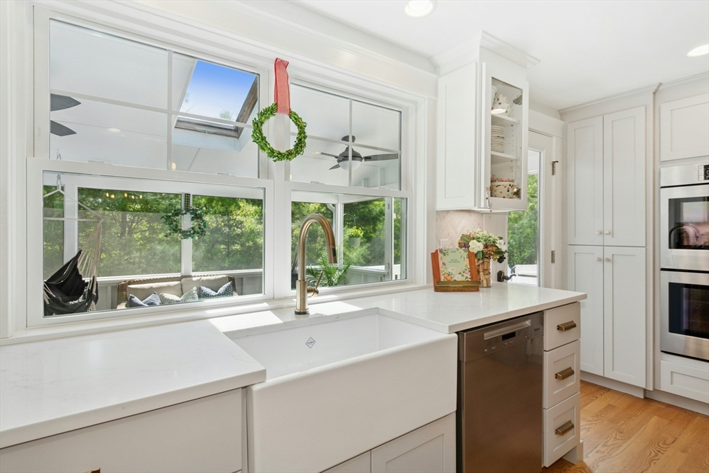 2 Heights Road Franklin, MA 02038 - Photo 10 of 41 Gallery Image 10