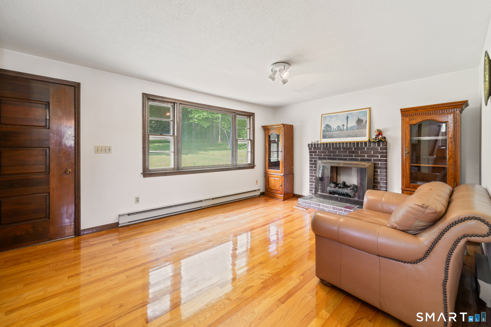 11 Polly Dan Road Burlington, CT 06013 - Photo 4 of 39