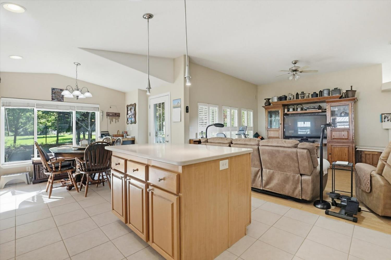 17180 Clover Road Penn Valley, CA 95946 - Photo 11 of 87