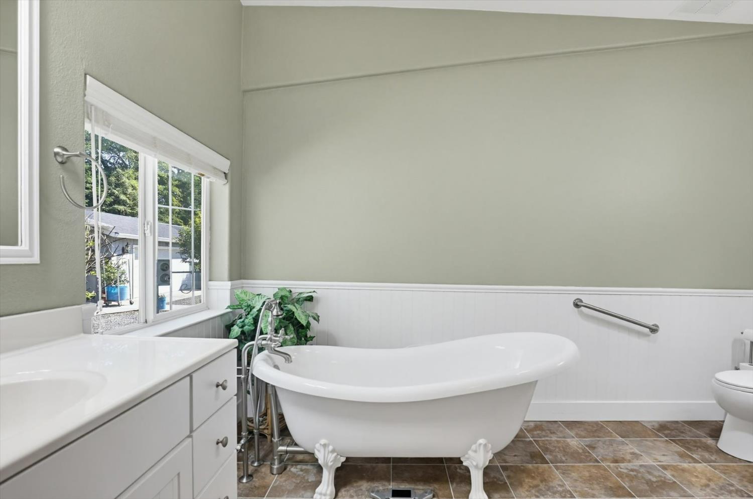 17180 Clover Road Penn Valley, CA 95946 - Photo 43 of 87
