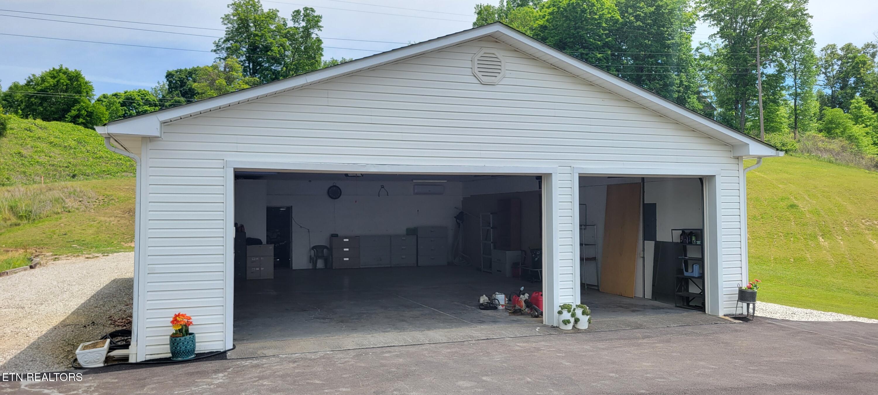 115 Jones Lane Clinton, TN 37716 - Photo 26 of 60 26