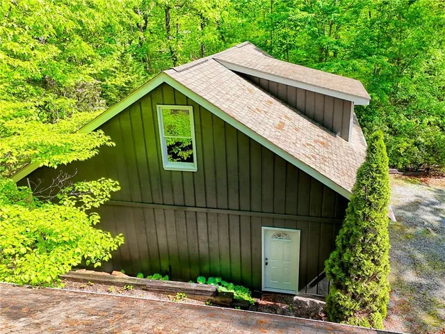 $950,000 | 234 Raindance Lane, Clayton, GA 30525