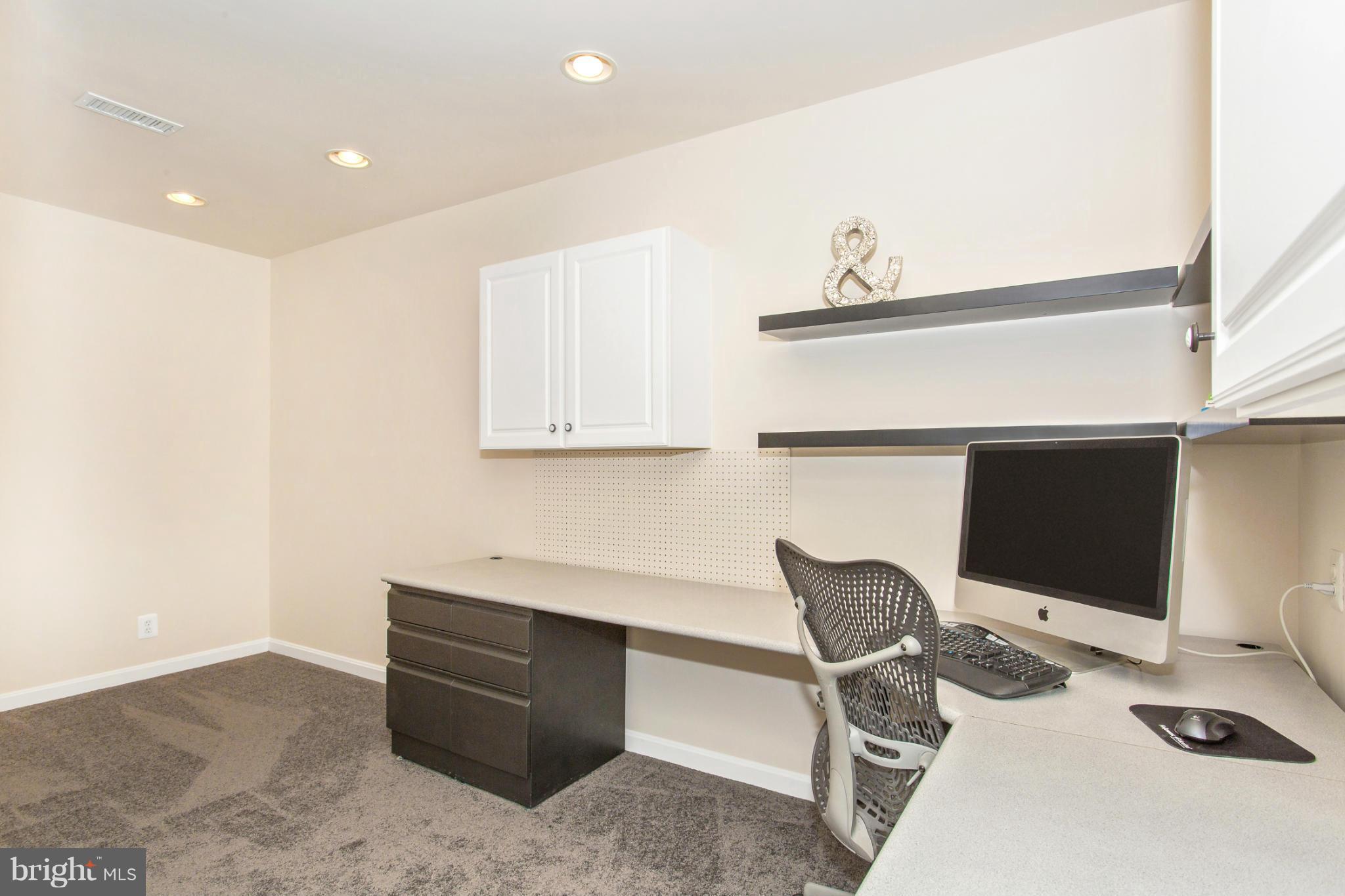 11215 Country Club Road New Market, MD 21774 - Photo 21 of 30 Interior (General)