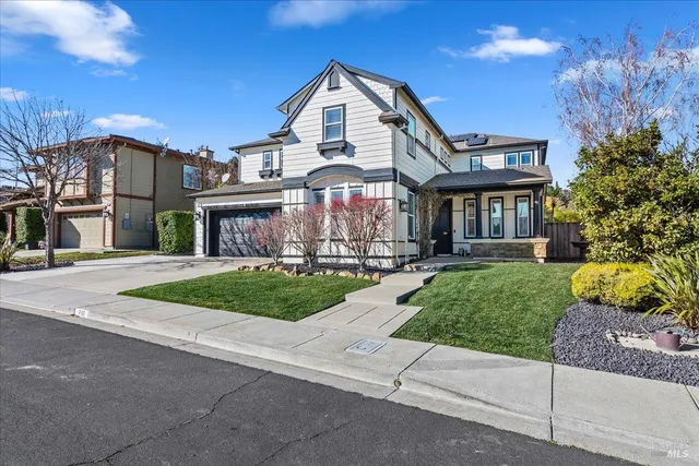 $1,425,000 | 710 Kearney Street, Benicia, CA 94510