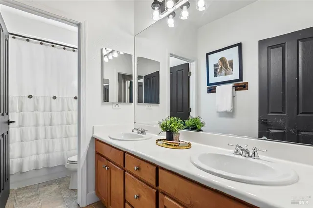 $1,425,000 | 710 Kearney Street, Benicia, CA 94510