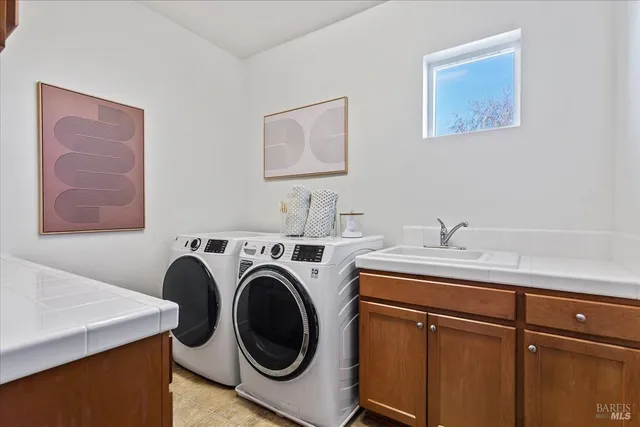 $1,425,000 | 710 Kearney Street, Benicia, CA 94510