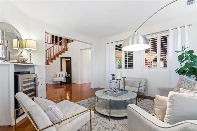 $1,425,000 | 710 Kearney Street, Benicia, CA 94510