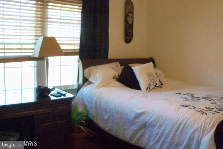 10070 Chapel Green Road King George, VA 22485 - Photo 6 of 18 Bedroom (Master)
