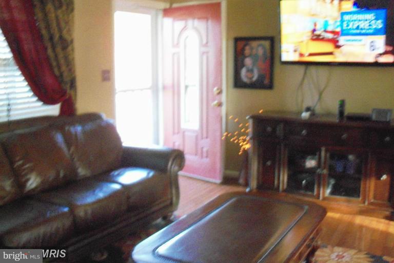 10070 Chapel Green Road King George, VA 22485 - Photo 10 of 18 Family Room