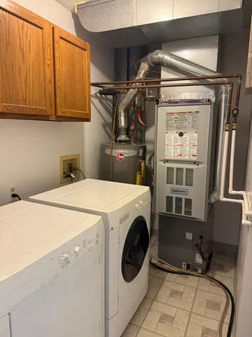 $185,000 | 4326 Buckingham Court, Unit 1705, Vadnais Heights, MN 55127