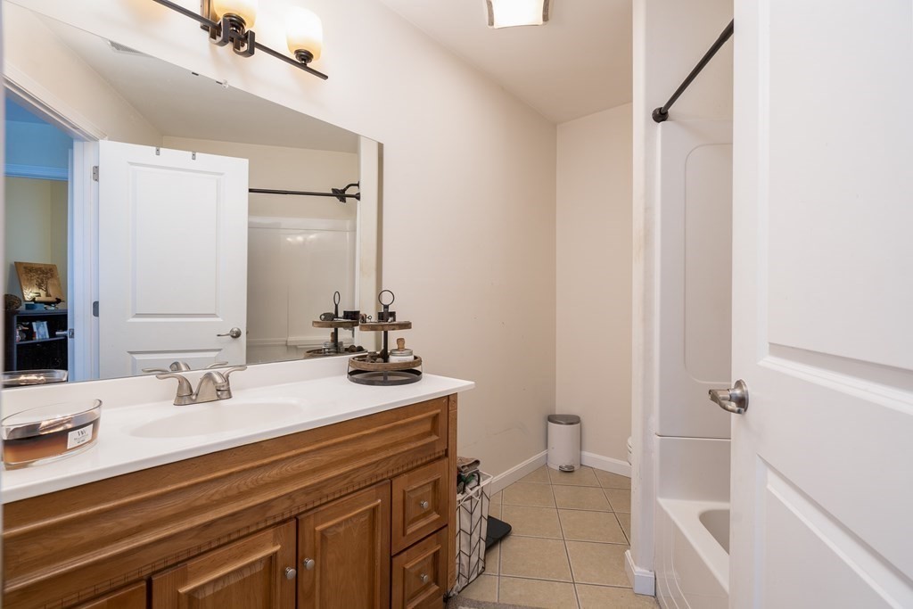 23 Russellville Road Westfield, MA 01085 - Photo 27 of 32 Gallery Image 27