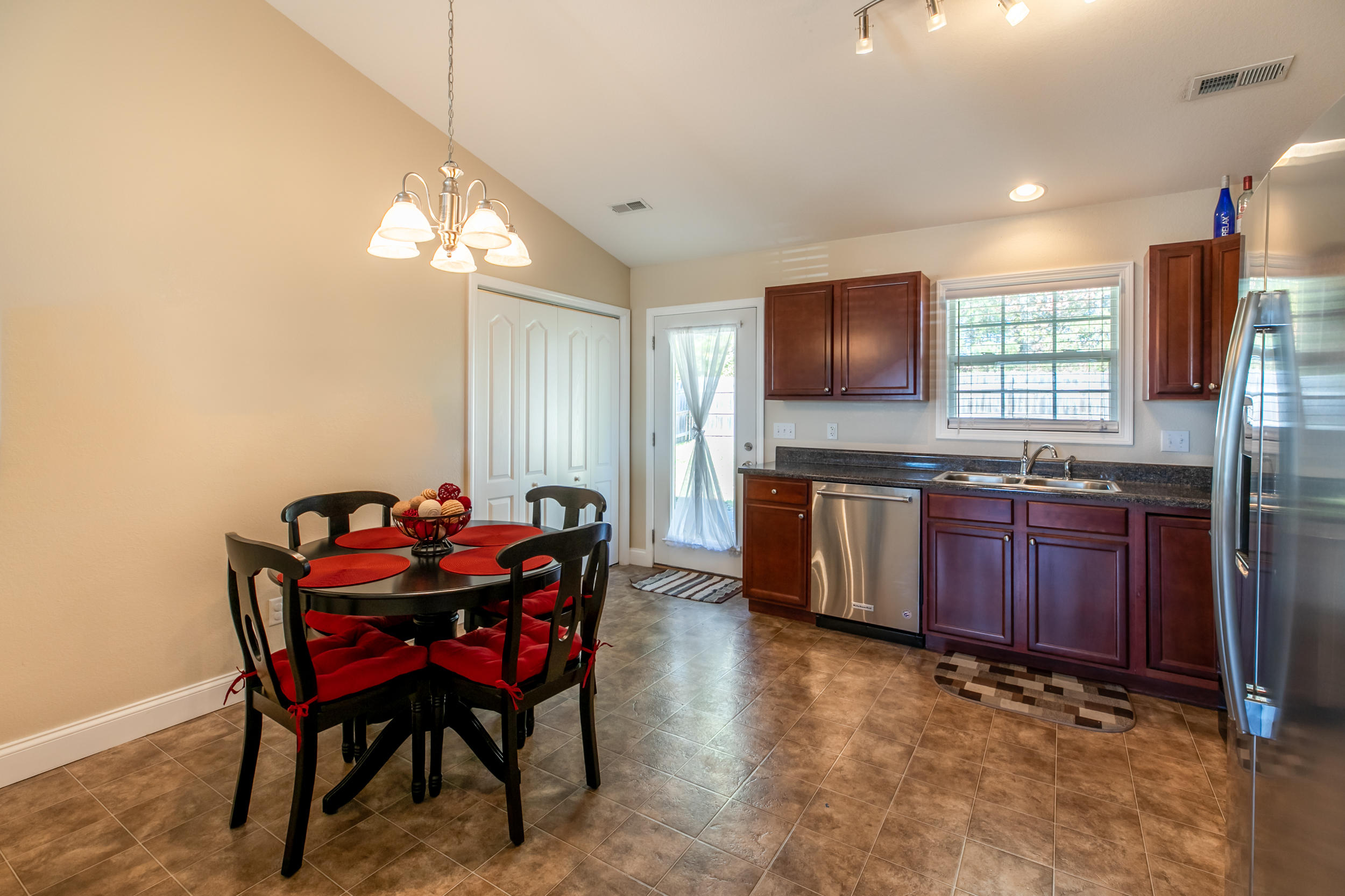 7656 Applecross Road Corryton, TN 37721 - Photo 6 of 20 7656 Applecross Rd-10