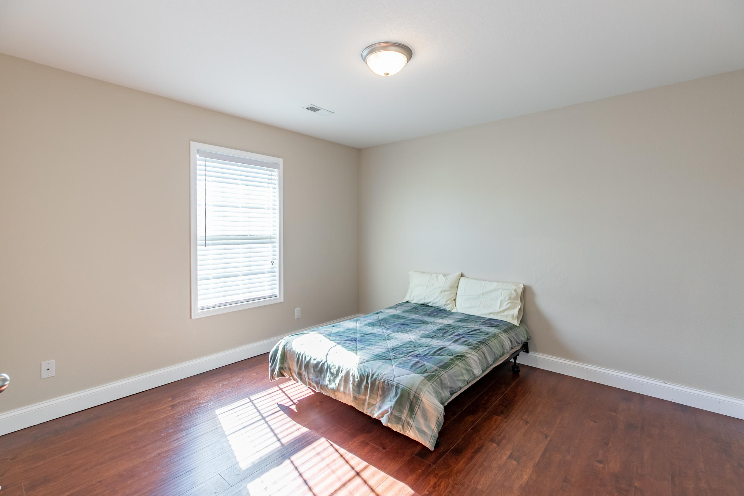 7656 Applecross Road Corryton, TN 37721 - Photo 10 of 20 7656 Applecross Rd-18