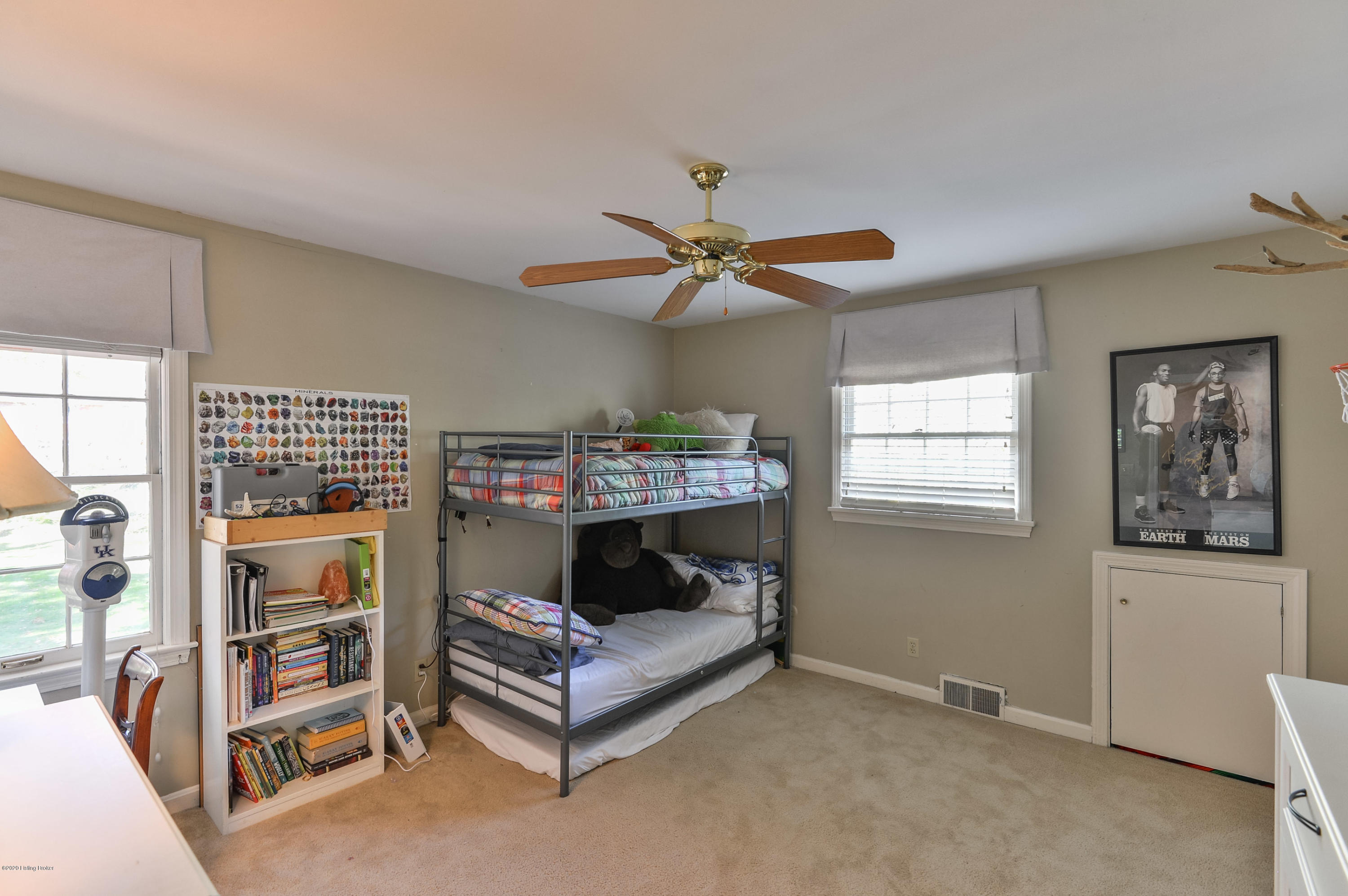5705 Apache Road Louisville, KY 40207 - Photo 35 of 50 044 - 20201104 1288