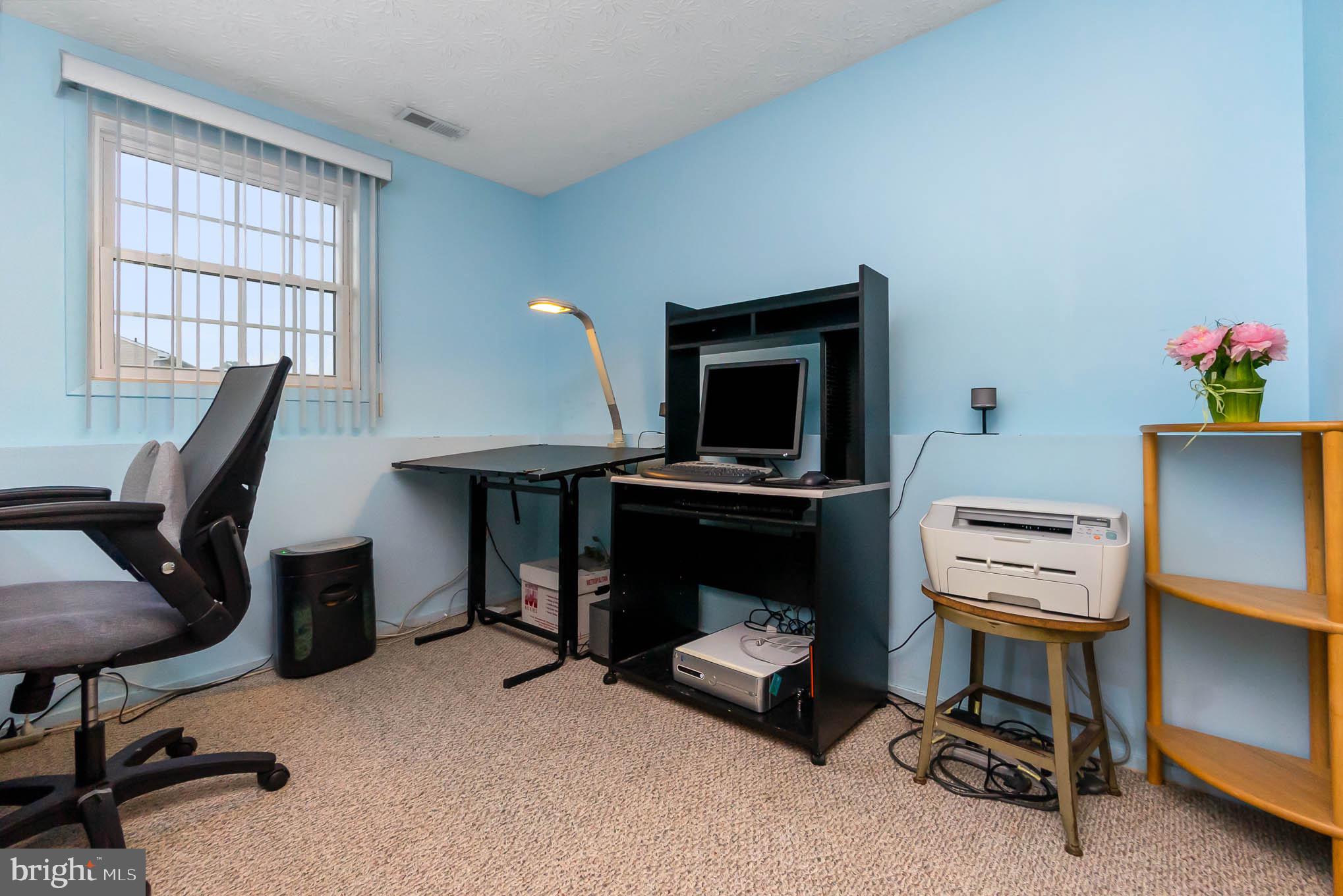 6809 Fordcrest Road Rosedale, MD 21237 - Photo 24 of 30 4th bedroom/office with closet